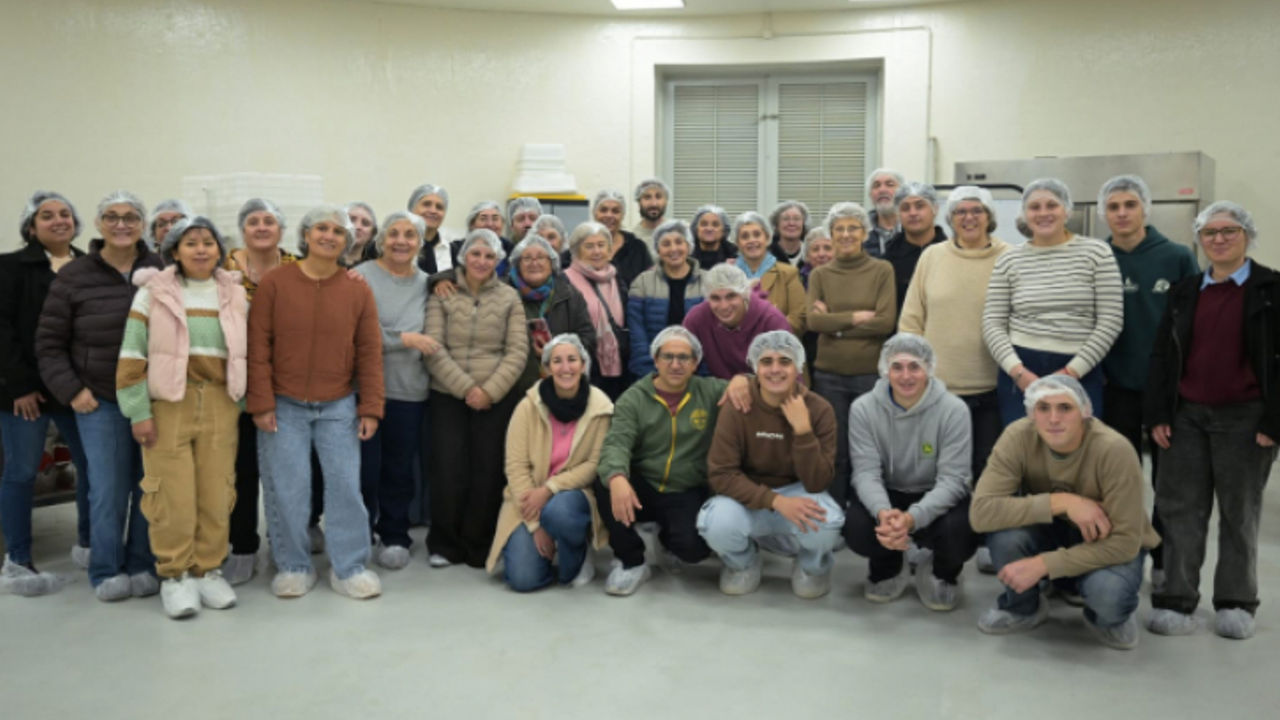 ESTUDIANTES DEL PROGRAMA PUENTES VISITARON EXACTAS