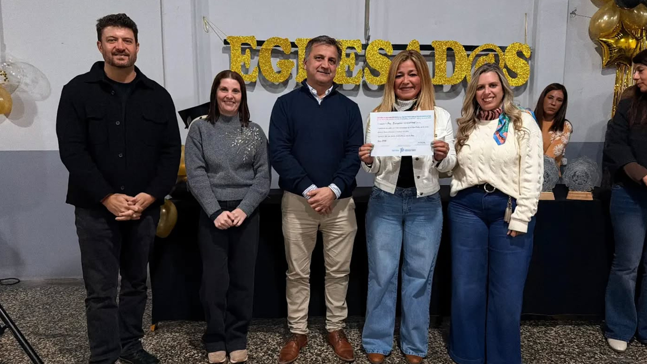 FINES EGRESADOS BOMBEROS VOLUNTARIOS DE EXALTACIÓN DE LA CRUZ