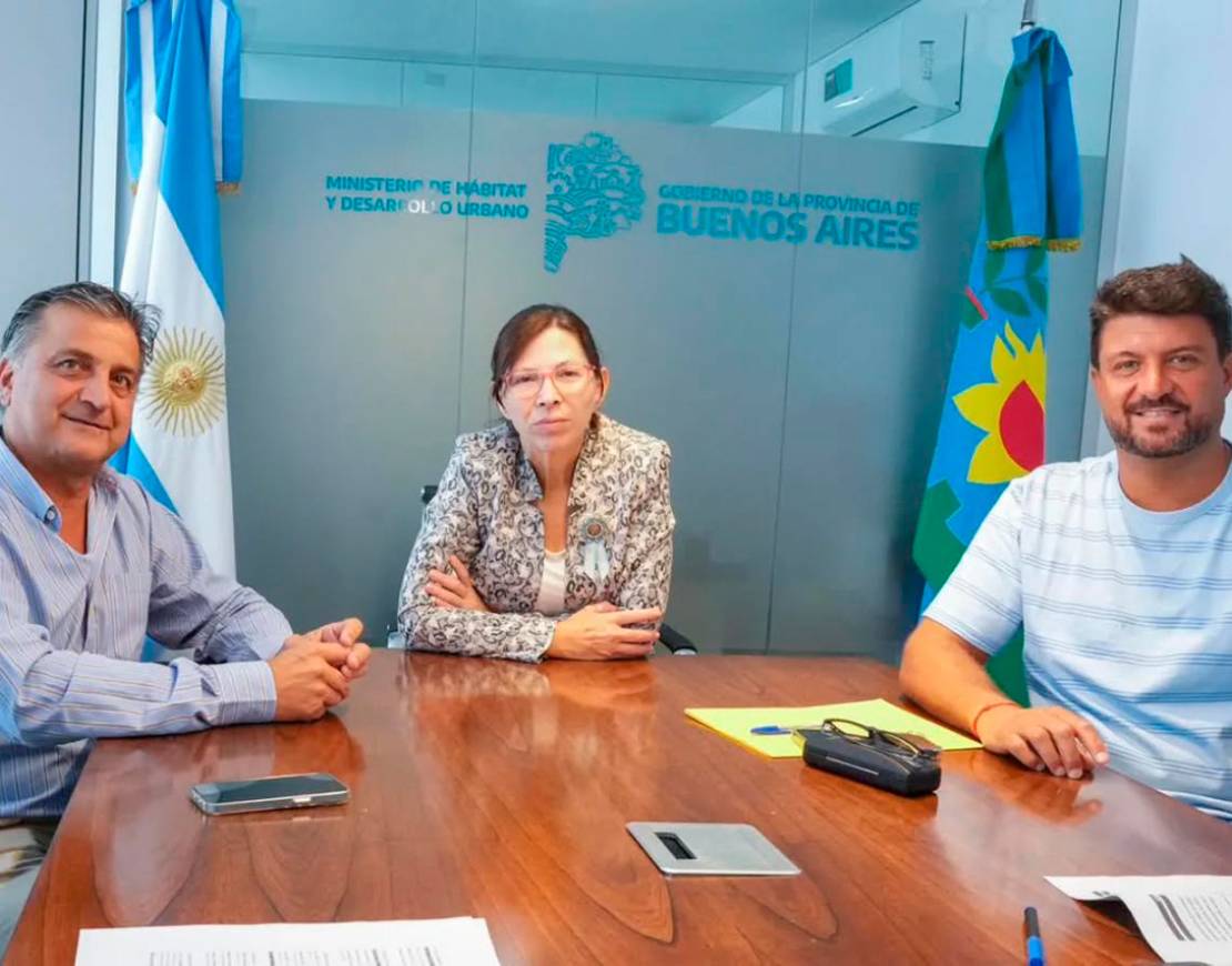 REUNIÓN DE TRABAJO PARA SEGUIR IMPULSANDO OBRAS EN EL DISTRITO